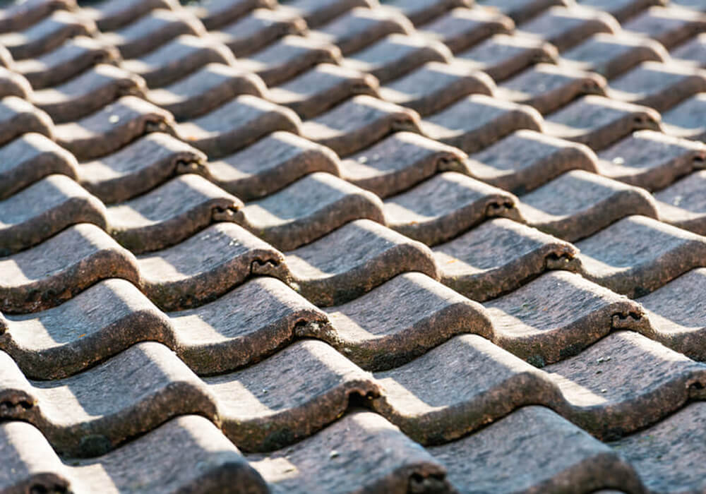 pros and cons of a concrete tile roof